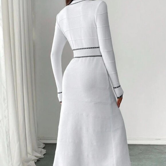 Classic Elegant Waisted Round Neck Sweater Dress - Picture 5 of 6